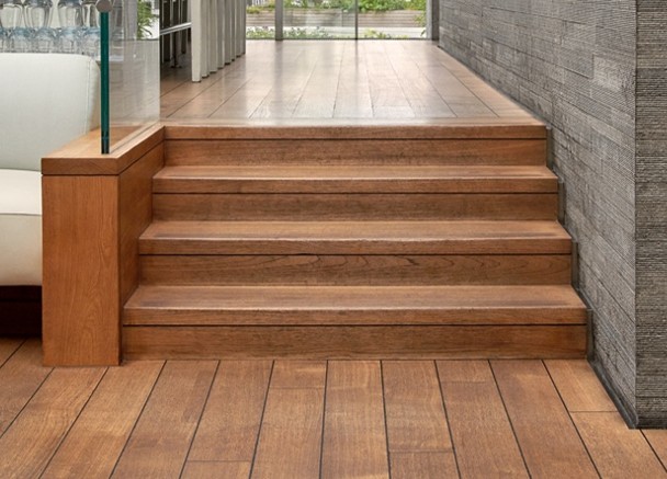 Bayerischer Hof flooring before and after Schotten & Hansen renewal